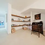 Villa Valentina Amaro Goncalves