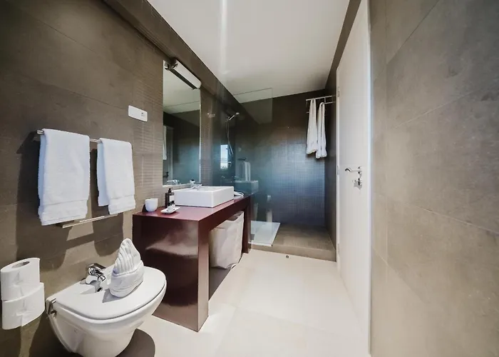 Valentina * Amaro Goncalves