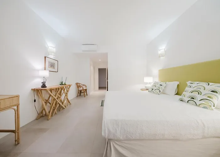 Valentina * Amaro Goncalves